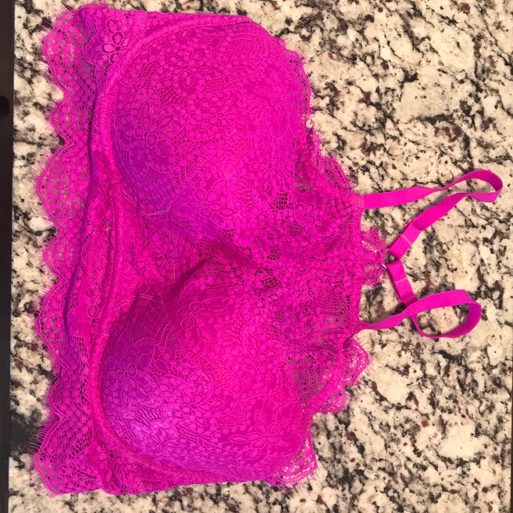🆕VS PINK Push-Up Bralette